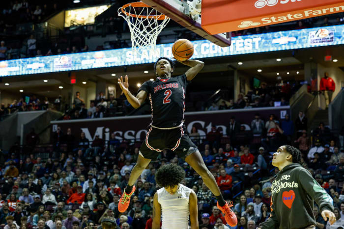 Bass Pro Tournament of Champions Missouri boys basketball dunk contest January 13 2024 Nate Latsch 25439